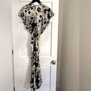 Toteme slouch waist floral dress, spring 2023, size 34.